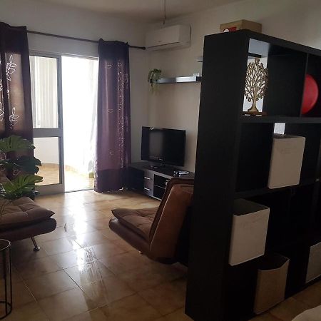 Love Shack Flat In Quarteira Center 外观 照片