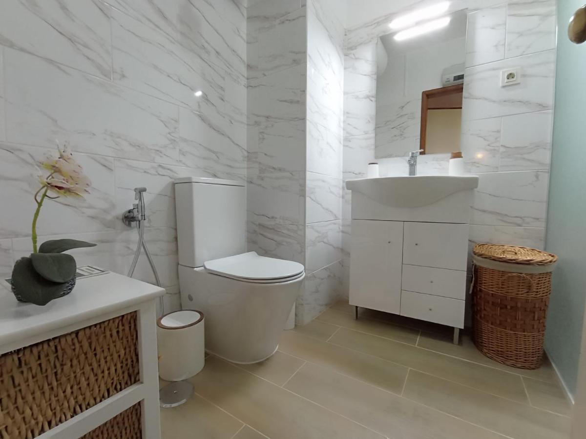 Love Shack Flat In Quarteira Center 外观 照片