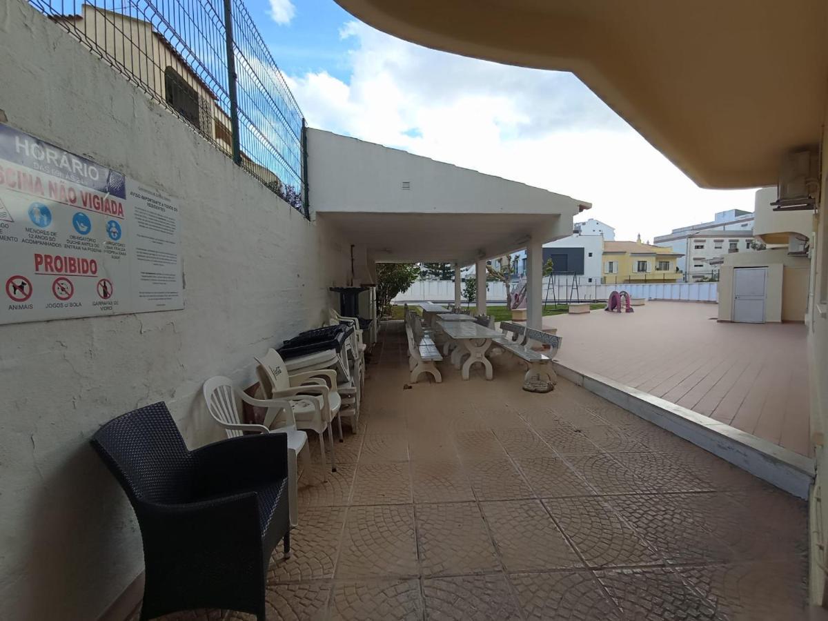 Love Shack Flat In Quarteira Center 外观 照片