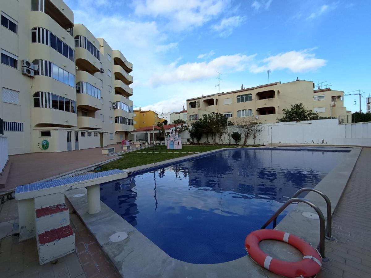 Love Shack Flat In Quarteira Center 外观 照片