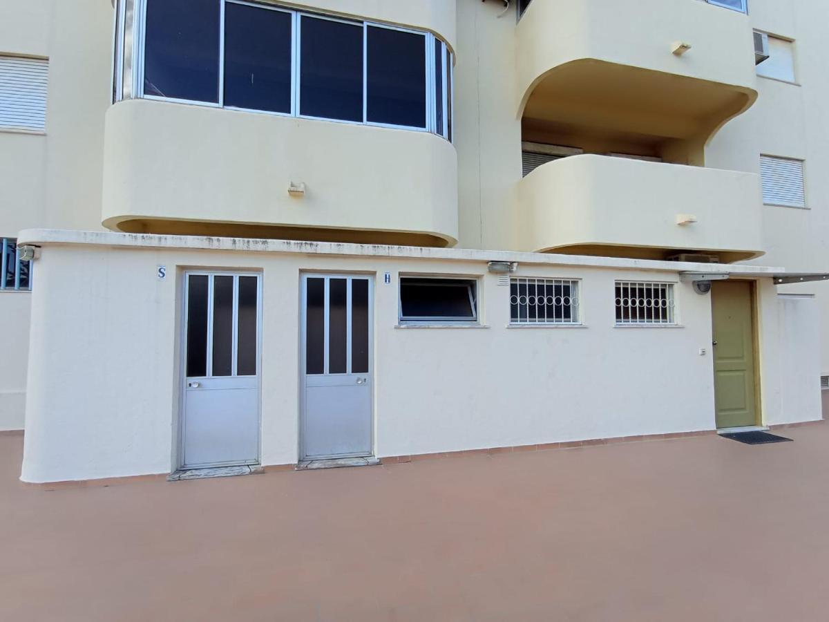 Love Shack Flat In Quarteira Center 外观 照片