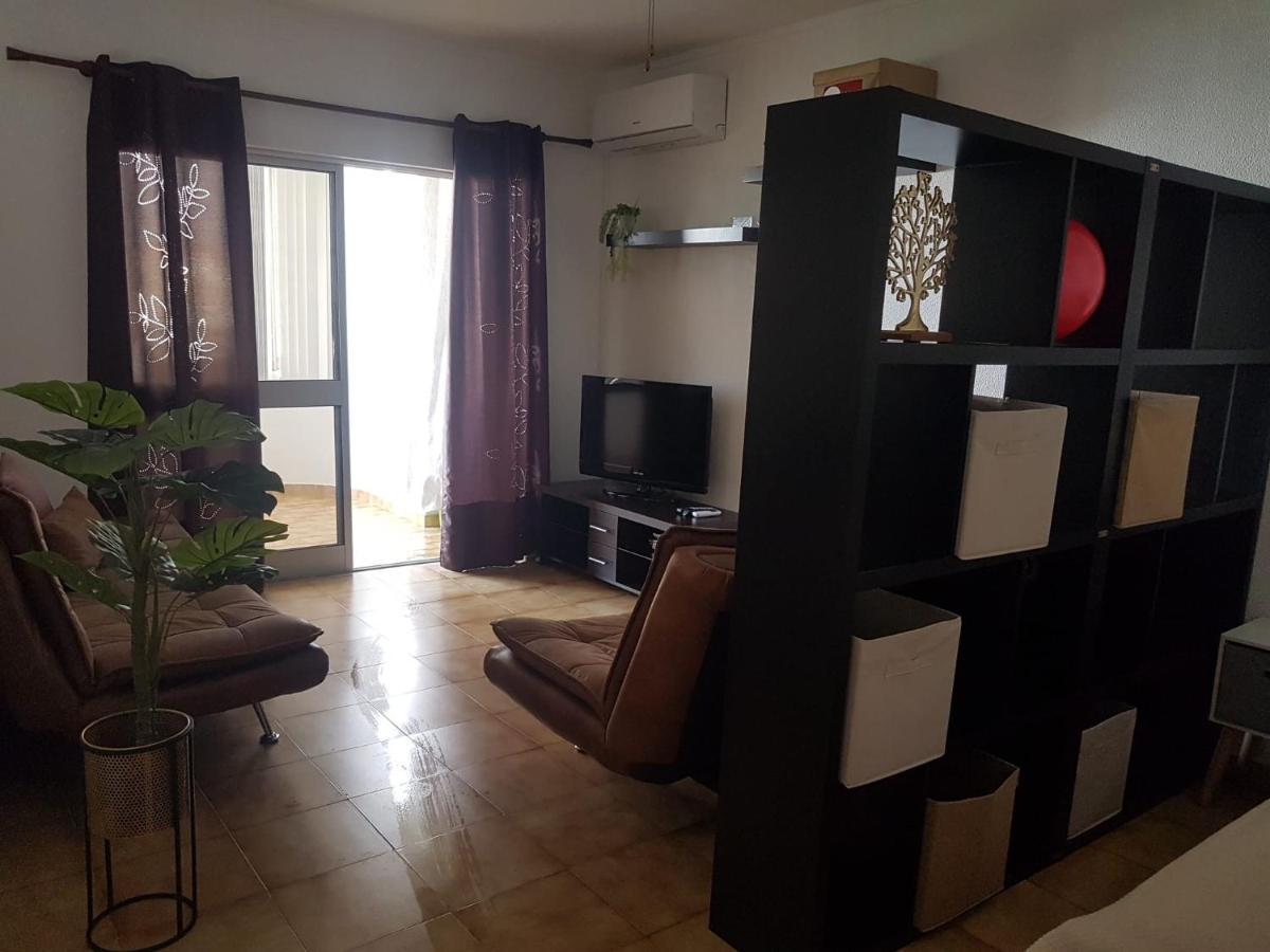 Love Shack Flat In Quarteira Center 外观 照片